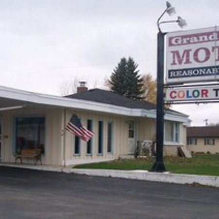 Grand View Motel Beaver Dam Екстериор снимка