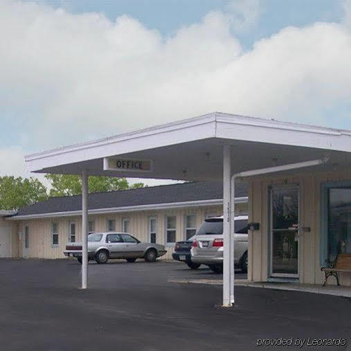 Grand View Motel Beaver Dam Екстериор снимка