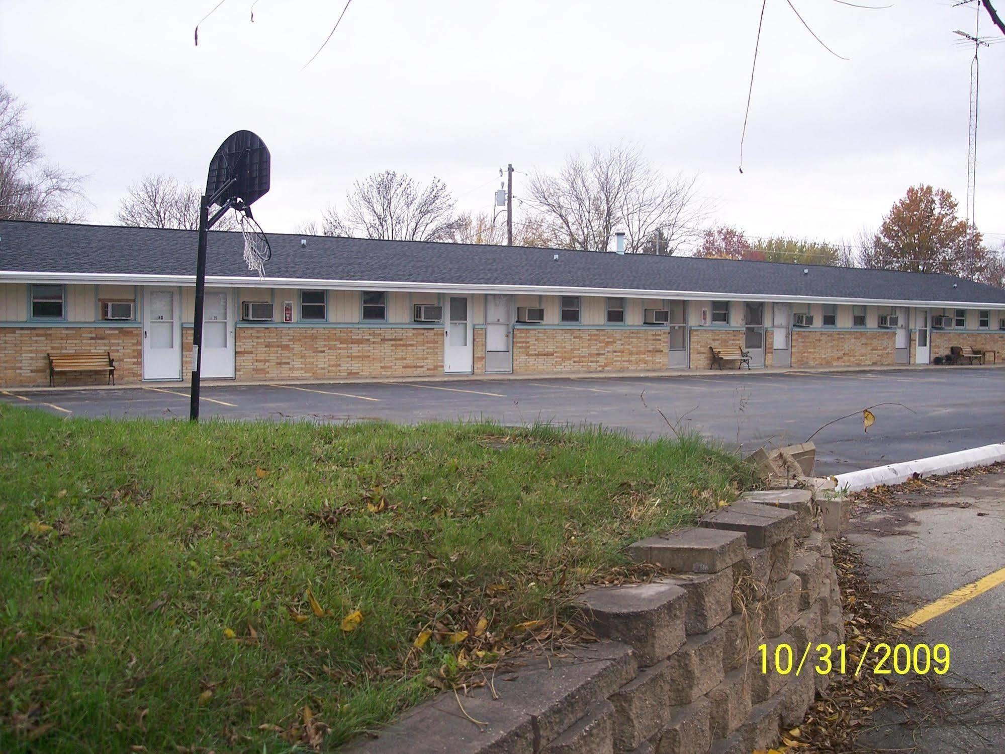 Grand View Motel Beaver Dam Екстериор снимка