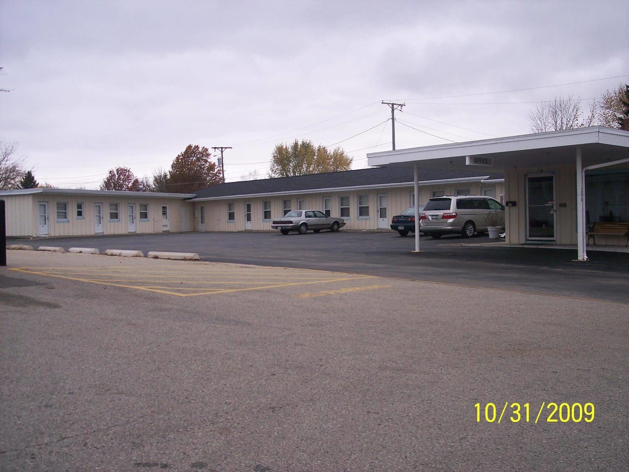 Grand View Motel Beaver Dam Екстериор снимка