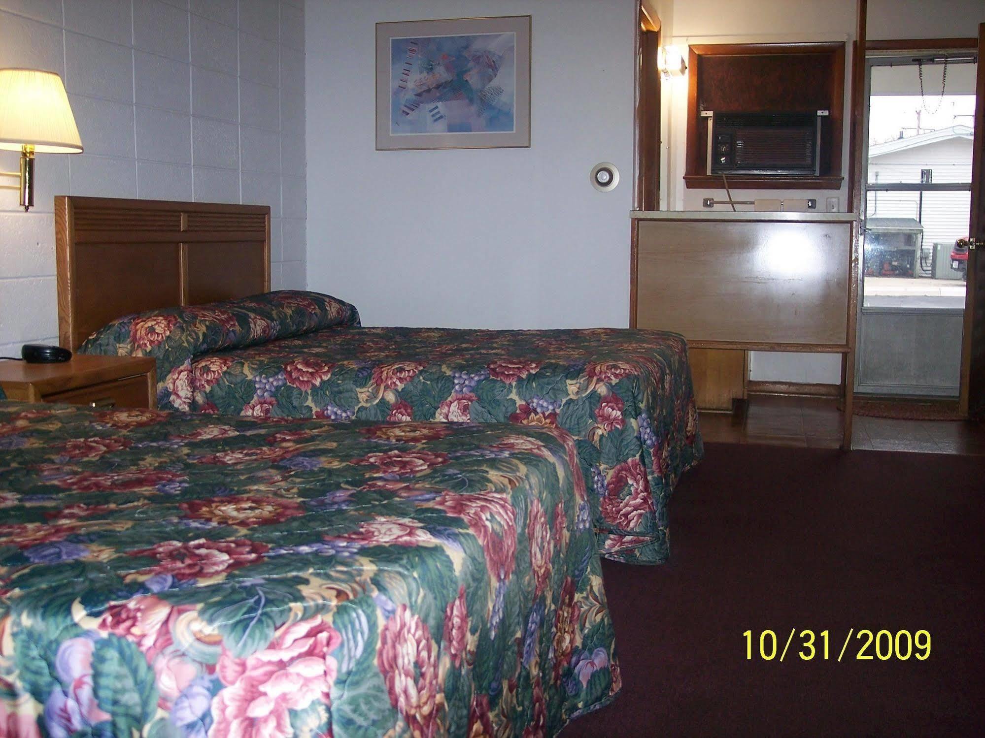 Grand View Motel Beaver Dam Екстериор снимка