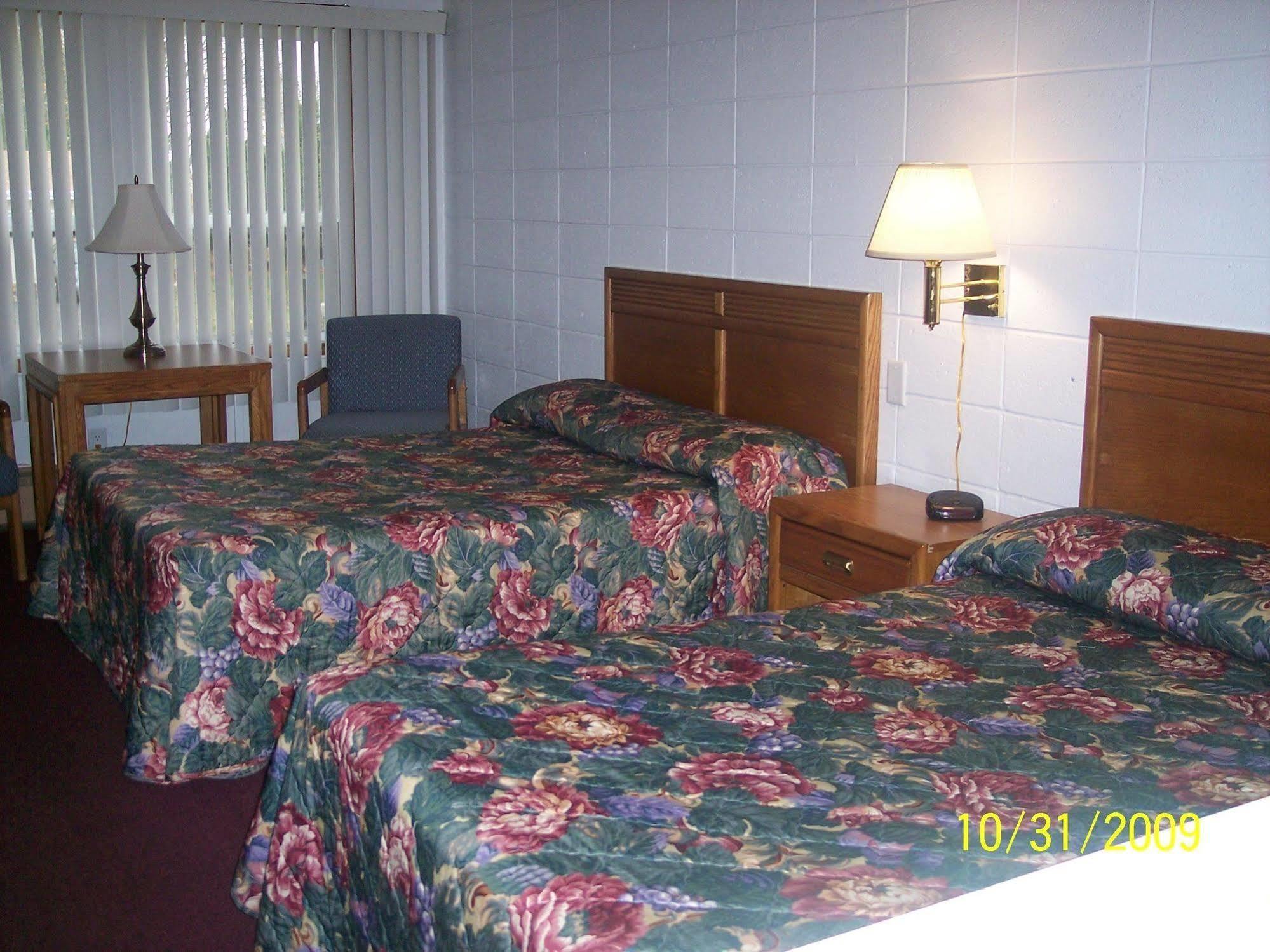 Grand View Motel Beaver Dam Екстериор снимка
